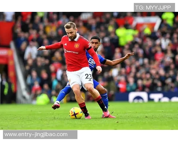 巴萨与曼联激战正酣直播吧全程跟踪精彩赛事分析与球员表现解读 巴萨与曼联激战正酣直播吧全程跟踪精彩赛事分析与球员表现解读